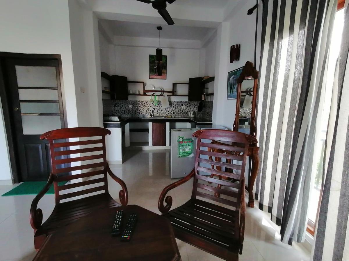 Seaview Deepal Villa Unawatuna Exterior photo