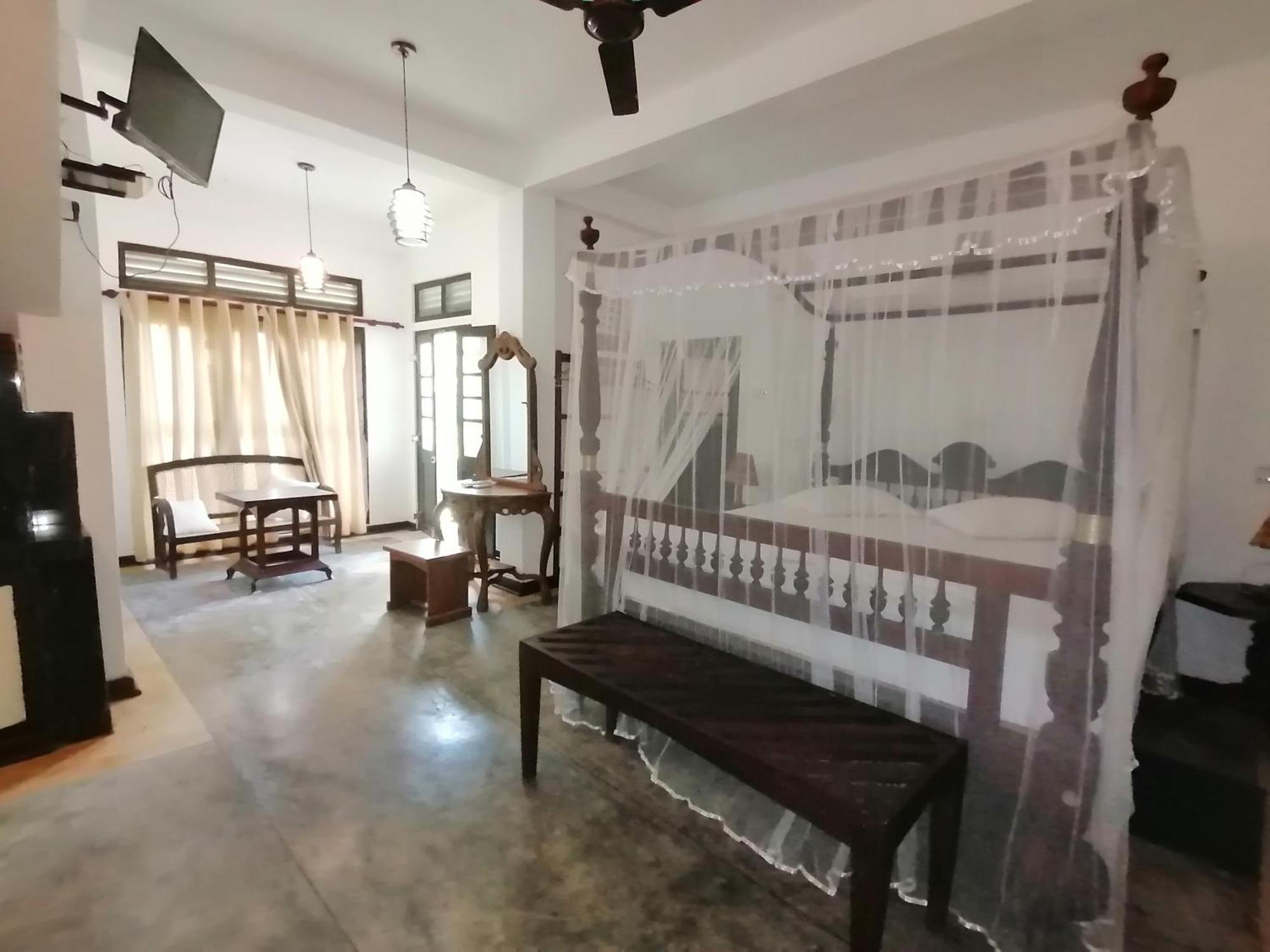 Seaview Deepal Villa Unawatuna Room photo